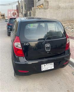 هیوندای i10